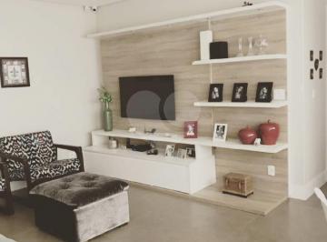 Casa · 188m² · 5 Quartos · 2 Vagas · Casa térrea com 5 quartos à venda em Água fria - SP