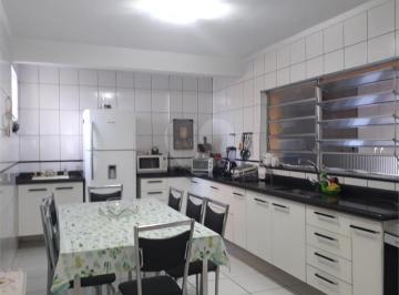 Casa · 130m² · 3 Quartos · 2 Vagas · Sobrado com 3 quartos à venda em Vila Mazzei - SP
