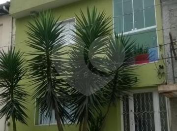 Casa · 240m² · 2 Quartos · 2 Vagas · Sobrado com 2 quartos à venda em Vila santa maria - SP
