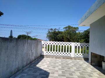 Casa de 4 quartos, Itanhaém · Sobrado a venda no Suarõ em itanhaém.