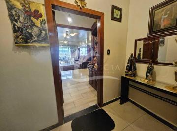 Apartamento · 152m² · 3 Quartos · 1 Vaga · UM EXCELENTE APARTAMENTO EM RUA NOBRE