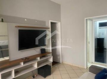 Apartamento · 65m² · 2 Quartos · 1 Vaga · Excelente 2 quartos com vaga para quem procura a tranquilidade de uma rua calma