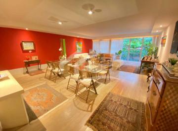 Apartamento · 205m² · 3 Quartos · 1 Vaga · Apartamento Magnífico com 3 suítes originais e Vaga na Escritura