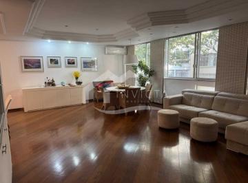 Apartamento · 234m² · 3 Quartos · 1 Vaga · Belissimo apartamento 3 quartos em rua nobre de Copacabana!!!!