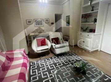Apartamento · 117m² · 3 Quartos · MARAVILHOSO TRÊS QUARTOS REFORMADOS EM RUA NOBRE DE COPACABANA!