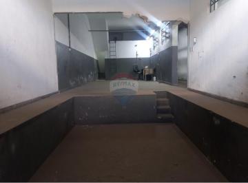 Comercial · 324m² · 6 Quartos · 1 Vaga · "Prédio Comercial para Alugar no Ipiranga – 320m², Pronto para Uso e Excelente Localização!"