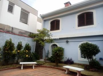 Casa · 455m² · 5 Quartos · 7 Vagas · Casa com 5 Quartos e 3 banheiros à Venda, 455 m²