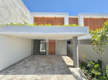 Casa · 174m² · 3 Quartos · 2 Vagas · Sobrado de 3 suítes no bairro Bela Vista em Canoas