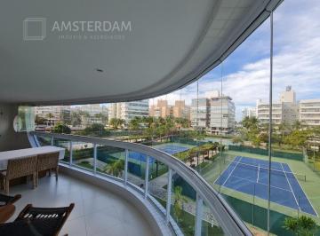 Foto 01 · Imperdível oportunidade de adquirir um apartamento de luxo na Riviera, Bertioga-SP: 3 quartos, 3 suí