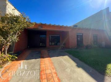 Casa · 211m² · 5 Quartos · Casa nas imediações do Hospital de Tramandaí