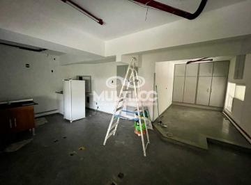 Comercial · 40m² · Loja para aluguel, no bairro Gonzaga em Santos
