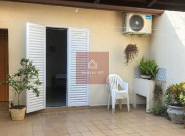 Casa · 220m² · 4 Quartos · 6 Vagas · Sobrado amplo em uma ótima localização na Vila Olimpia.