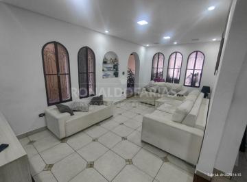 Casa · 217m² · 3 Quartos · 2 Vagas · Sobrado a venda com 217 m² ,03 dormitorios na regiao de Interlagos