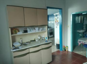 Casa · 203m² · 3 Quartos · 2 Vagas · Gonzaga de Campos Casa térrea com 02 edículas