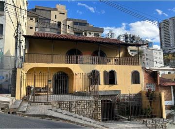 Casa · 300m² · 5 Quartos · 4 Vagas · Casa para alugar em Gutierrez de 300.00m² com 5 Quartos, 2 Suites e 4 Garagens