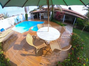 Casa · 300m² · 5 Quartos · 3 Vagas · Casa grande quintal e piscina, para venda, Caldas Novas/GO