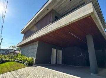 347d9b806de51ab2675a7ce8689d4c28a069c4fc · Casa com 3 suítes à venda, 234 m² por R$ 2.200.000 - Vila Nova - Joinville/SC