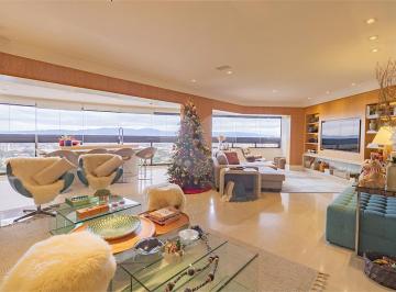 Apartamento de 3 quartos, São Paulo · Apartamento 247m² 3 suítes 4 vagas e lazer completo