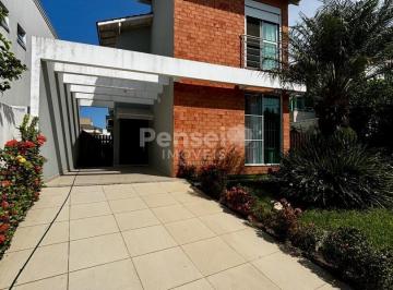 Casa · 174m² · 4 Quartos · 3 Vagas · Casa Semi Mobiliada em Loteamento Seguro – 1km da Praia – Cachoeira do Bom Jesus