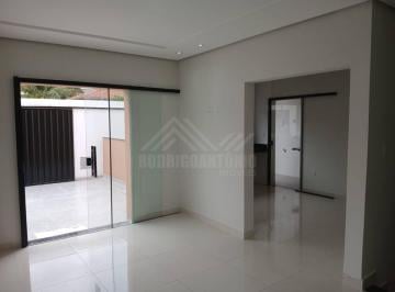 Sobrado Para Vender com 3 quartos 1 suítes no bairro Guarujá · Sobrado Para Vender com 3 quartos 1 suítes no bairro Guarujá