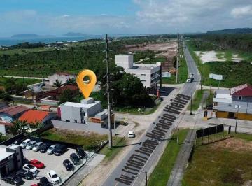 Comercial · 240m² · 3 Quartos · 5 Vagas · Sala comercial + Sobrado no Balneário Paese á 550 metros da praia em Itapoá-SC!