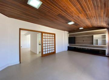 Apartamento · 219m² · 3 Quartos · 2 Vagas · Cobertura com 3 dormitórios em Coqueiros