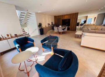 Casa · 331m² · 4 Quartos · 6 Vagas · Linda, espaçosa e aconchegante casa no Reserva da Serra Jundiaí