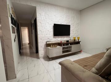 Casa de 3 quartos, Samambaia · Excelente casa 3 quartos c/ 1 suíte, lote 128 m², reformada, QR 206