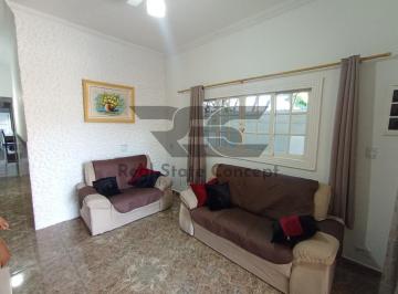 Foto 01 · Casa para locação em Caraguatatuba-SP - Jardim Britânia: 2 quartos, 1 sala, 1 banheiro, 1 vaga de ga