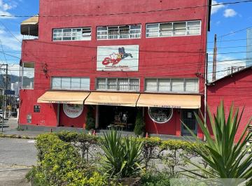 Comercial · 259m² · 1 Vaga · Compre Prédio Comercial em Centro  -  Mogi das Cruzes