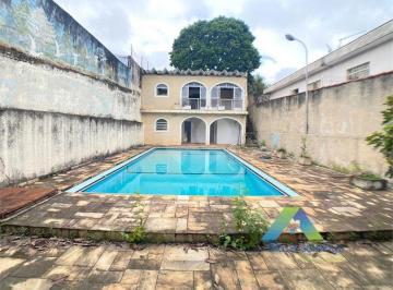 Casa · 132m² · Casa com piscina em 300m² na Vila das Mercês - Região da Saúde/Zsul.