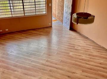 Casa · 132m² · 2 Quartos · 2 Vagas · Casa Sobrado 2 Domts ,2 Banheiros , 2 vagas de garagens , complanejados !!