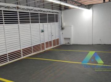 Casa · 300m² · 3 Quartos · 9 Vagas · Casa fins residencial ou comercial com localização privilegiada a 500mts do Aeroporto Congonhas com 