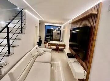 Casa · 140m² · 3 Quartos · 2 Vagas · Lindo Sobrado a venda area nobre da Cupece.
