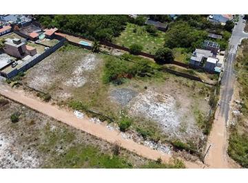 Terreno · 5000m² · Excelente terreno de 5.000m² à Venda – Praia do Flamengo, Salvador, BA