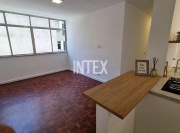 Foto 09 · Apartamento à venda em Icaraí, Niterói-RJ: 3 quartos, 1 suíte, 1 sala, 2 banheiros e 70m² de área.