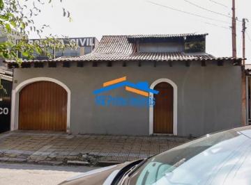 Casa · 280m² · 3 Quartos · 4 Vagas · Casa no I.A.P.I com 3 quartos sendo 1 Suíte e 4 Vagas de Garagem.