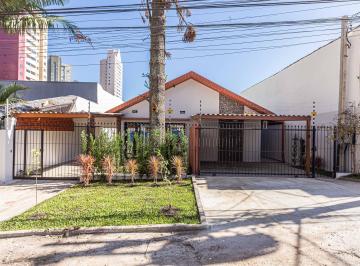Casa de 4 quartos, Curitiba · Casa térrea no Cristo Rei