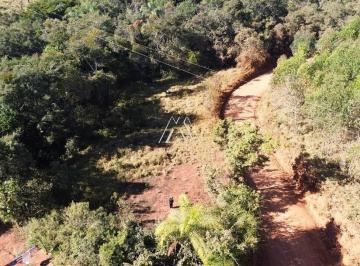 Terreno · 6000m² · Vendo terreno rural de 6.000m² com água corrente e excelente localização!