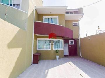 Casa · 170m² · 3 Quartos · 2 Vagas · Sobrado com 170m² 3 quartos, à venda, no bairro Uberaba em Curitiba