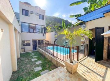 Casa · 165m² · 5 Quartos · 2 Vagas · Casa em Piratininga, Niterói/RJ de 165m² 5 quartos à venda por R$ 620.000,00