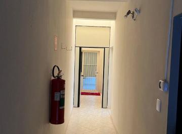 Comercial · 30m² · 1 Vaga · Sala em bairros das Bandeiras, Araçatuba/SP de 30m² para locação R$ 990,00/mes