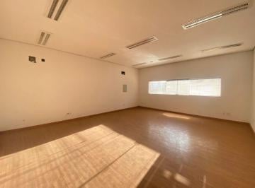 Comercial · 44m² · Ponto em Centro, Araçatuba/SP de 44m² para locação R$ 2.300,00/mes
