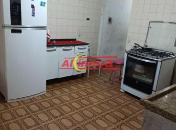 Casa · 404m² · 3 Quartos · 3 Vagas · Sobrado com 03 quartos, sala , cozinha, 03 vagas de garagem cobertas, cpróximo ao Sesi Jd. Adriana.