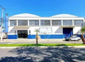Casa · 1600m² · Pavilhão de 1.600m² para Alugar