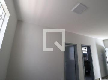 Casa · 180m² · 2 Quartos · 1 Vaga · Casa para Aluguel - Centro, 2 Quartos, 180 m2 - Uberlândia
