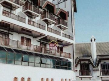 17d3ee967e6f546eed767245c16b8fcb4129b2b4 · Apartamento com 3 dormitórios à venda, 130 m² por R$ 900.000,00 - Colinas Capivari - Campos do Jordã
