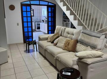 Casa · 325m² · 3 Quartos · 3 Vagas · Sobradoà Venda no Jardim Palermo em SBC/SP