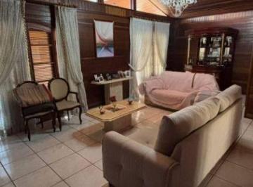 331293b38b326c845c39fc97417e9678f27591e2 · Casa térrea com 3 quartos, sendo 1 suíte à venda, 404 m² por R$ 900.000 - Parque São Luiz - Jundiaí/