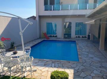 Casa · 150m² · 3 Quartos · 2 Vagas · Casa Alto Padrão com 03 Quartos sendo 01 Suíte à Venda em Igarapé no bairro Santa Mônica